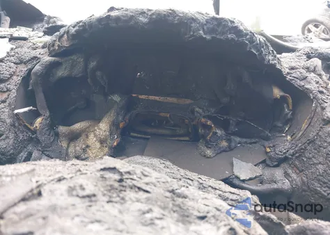 2013 Ford Escape Se z USA, uszkodzony, nr VIN 1FMCU9GX8DUA06860